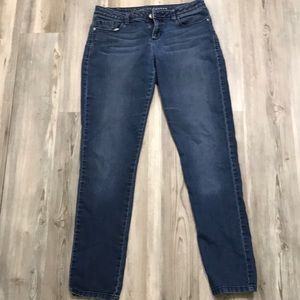 Lauren Conrad Jegging. Size 6.